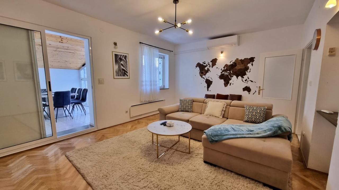 Apartment Hana Omiš Kültér fotó