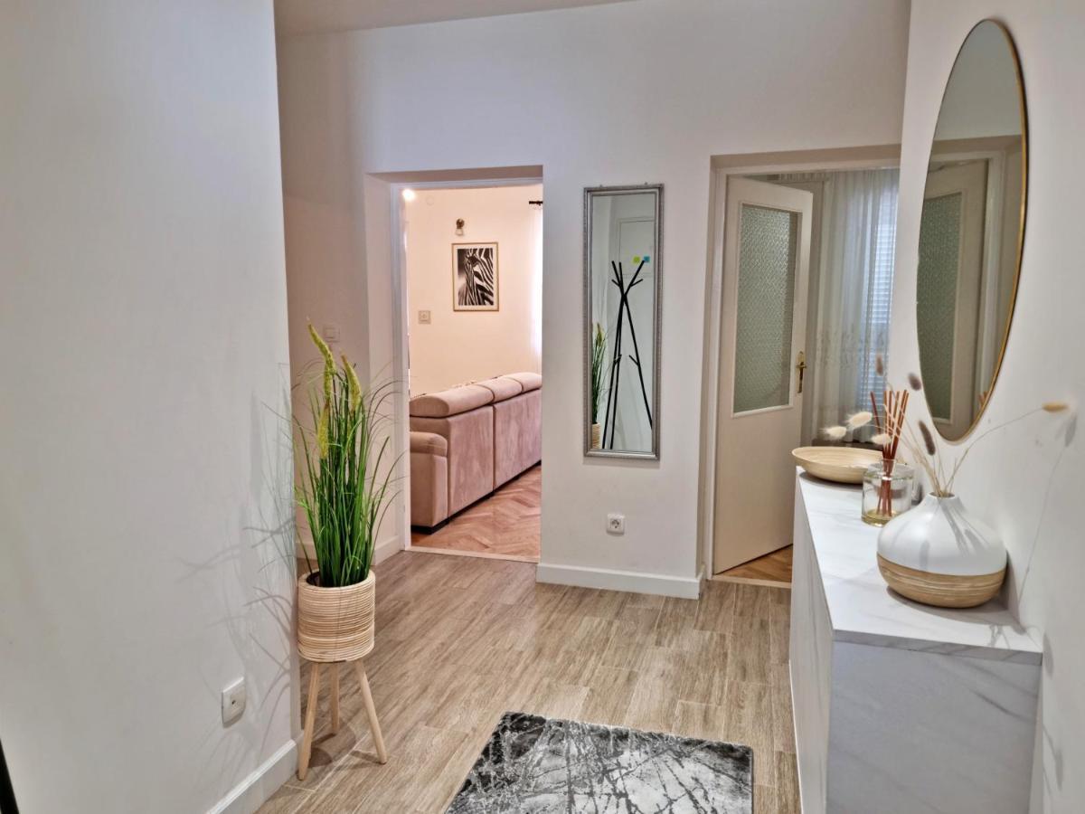 Apartment Hana Omiš Kültér fotó
