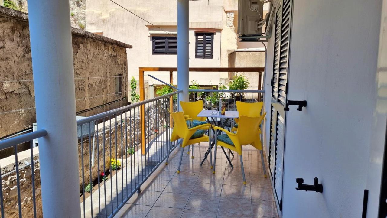 Apartment Hana Omiš Kültér fotó
