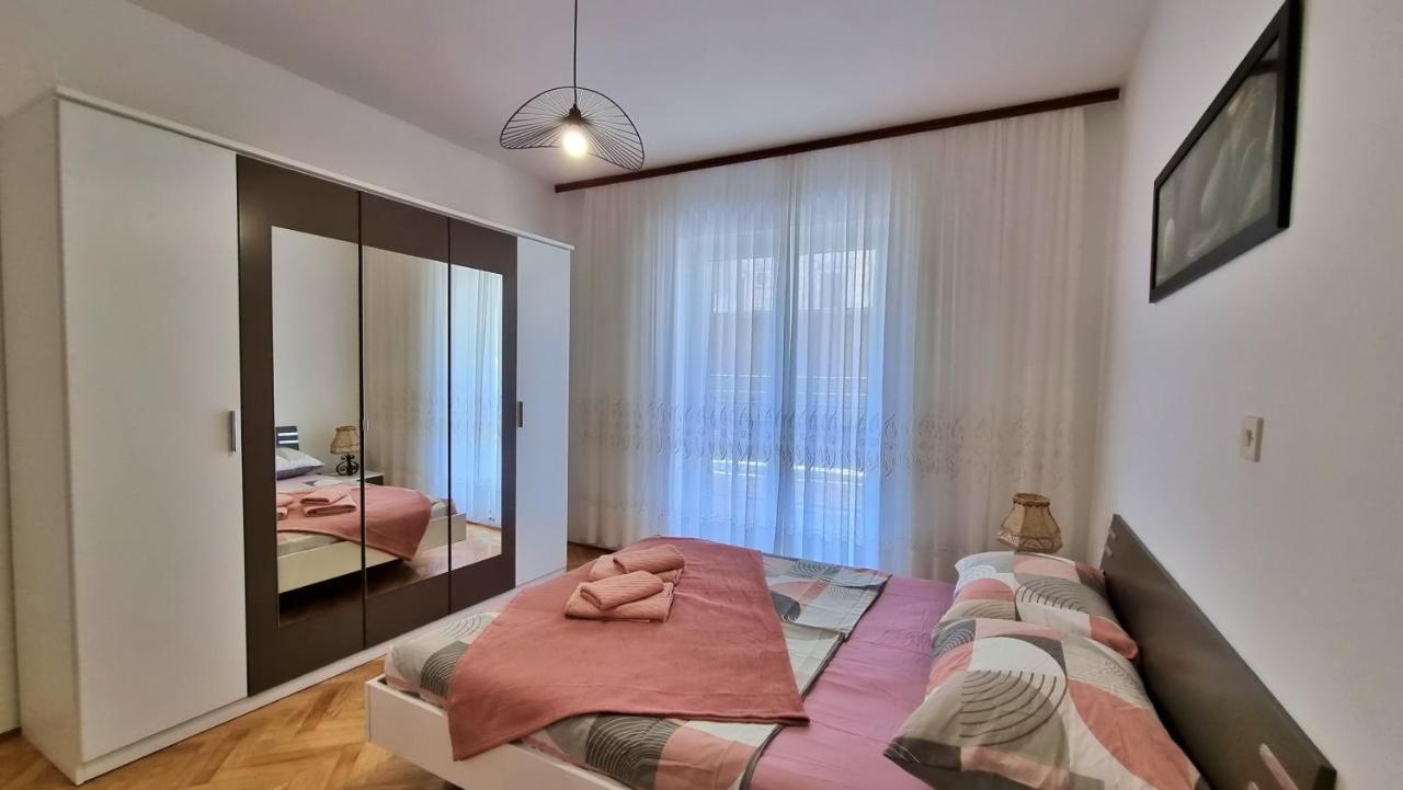 Apartment Hana Omiš Kültér fotó