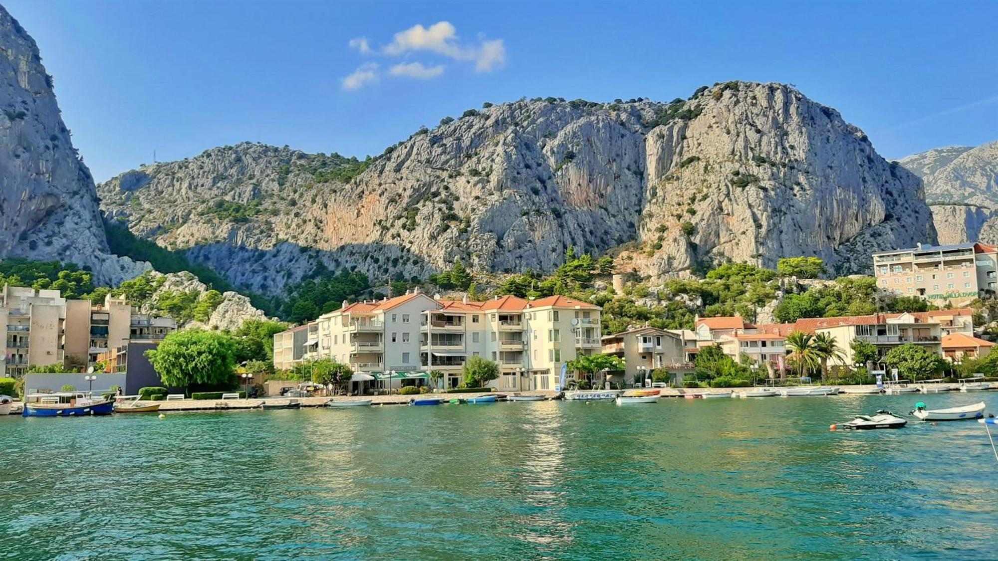 Apartment Hana Omiš Kültér fotó